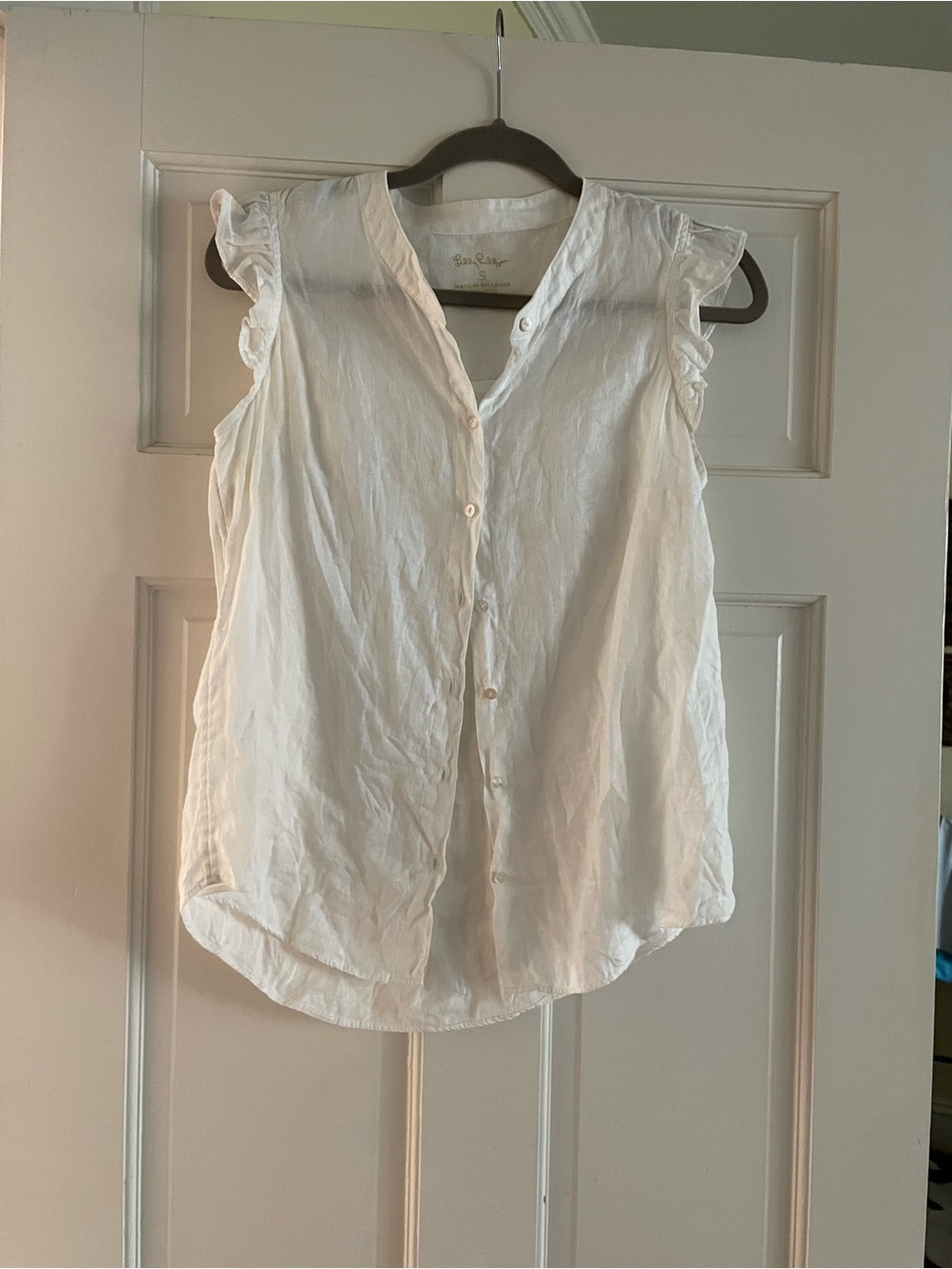 Lilly Pulitzer White Sleeveless Ruffle-Trim Button Front Blouse